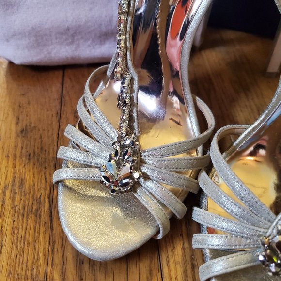 Badgley Mischka Emma II Embellished Heel  - NWOT! - Picture 4 of 15